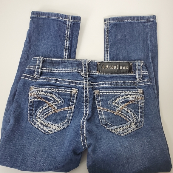 L.A . Idol embroidered capris size 0 - Picture 10 of 14